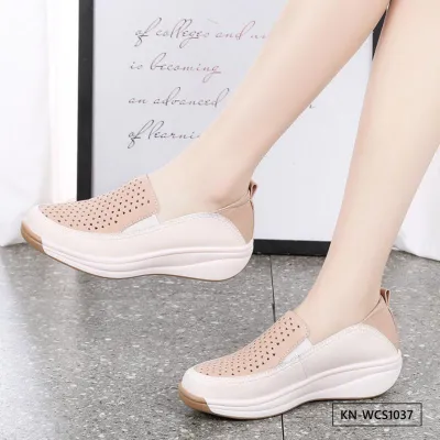 LUMINOUS WALK WOMEN’S CASUAL SHOE